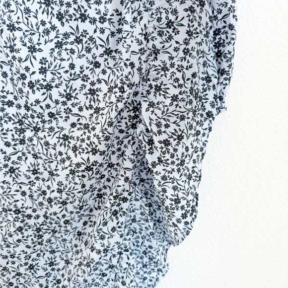 New Look Maternity wrap mini dress in blue floral print - 4 - Picture 10 of 10